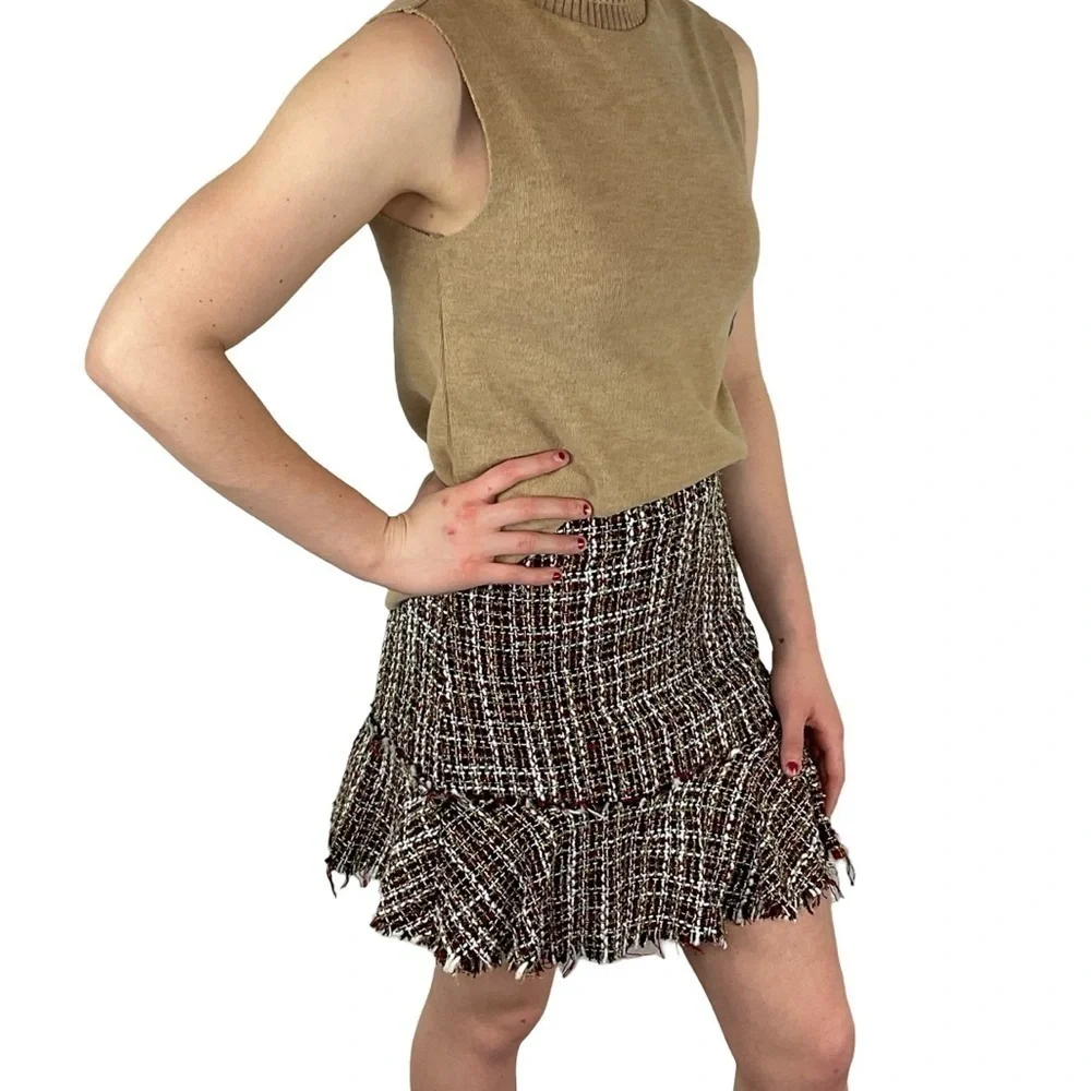 Mi Ami adorable tweed skirt with fit and flare style - Picture 3 of 7